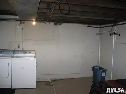836 S 3rd St, Springfield, IL 62703 photo 12