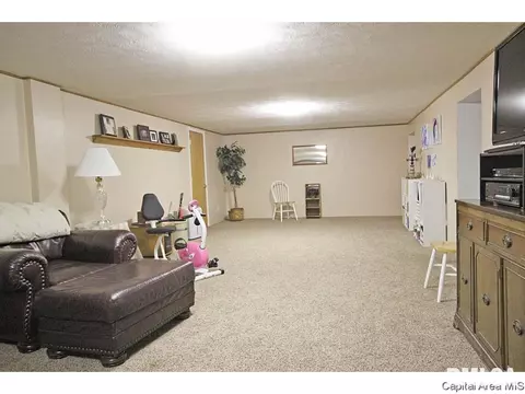 128 Nottingham, Springfield, IL 62704 photo 16