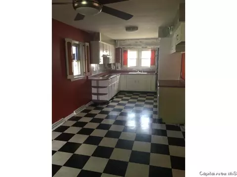 2217 S Pasfield St, Springfield, IL 62704 photo 8
