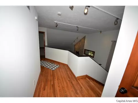 1095 Memory Ln, Springfield, IL 62707 photo 28