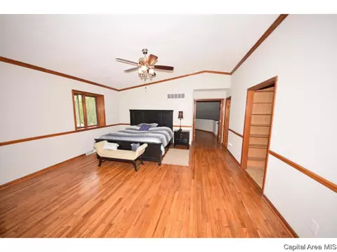 1095 Memory Ln, Springfield, IL 62707 photo 17