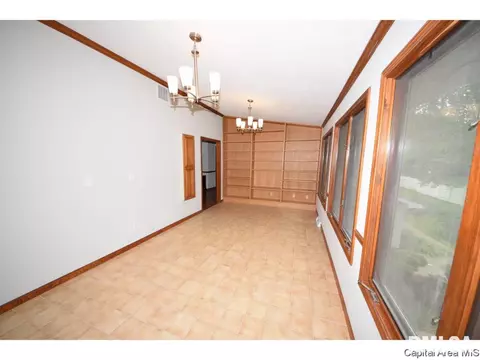 1095 Memory Ln, Springfield, IL 62707 photo 20