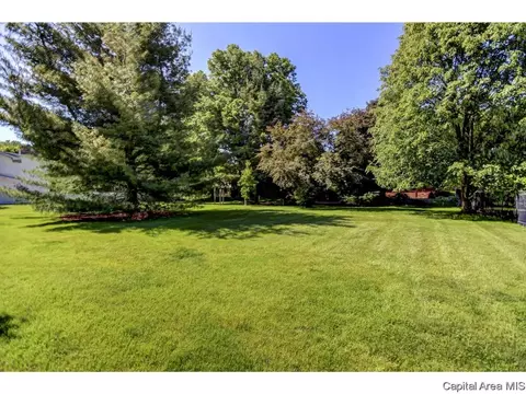 100 Pinehurst, Springfield, IL 62704 photo 4