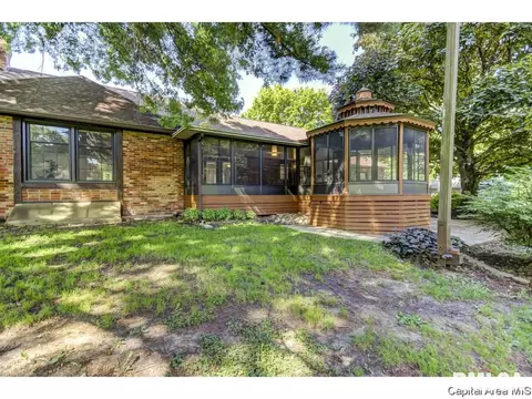100 Pinehurst, Springfield, IL 62704 photo 3