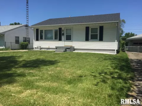 19 Saint Cabrini Ct, Springfield, IL 62702 photo 3