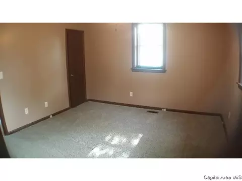 225 Tate Dr, Springfield, IL 62703 photo 9
