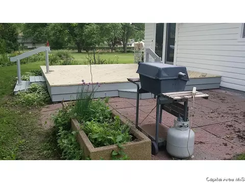 225 Tate Dr, Springfield, IL 62703 photo 12