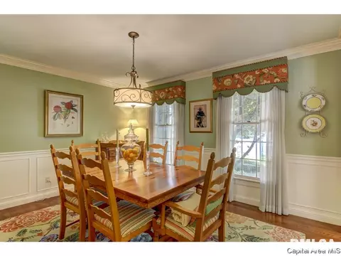 812 Wythe Rd, Springfield, IL 62702 photo 4
