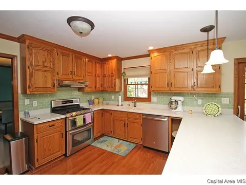 1817 Windycrest, Springfield, IL 62704 photo 10