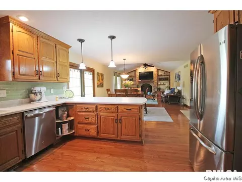 1817 Windycrest, Springfield, IL 62704 photo 11