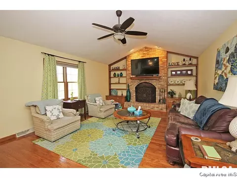 1817 Windycrest, Springfield, IL 62704 photo 15