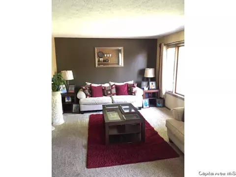 108 Exeter Ct, Springfield, IL 62704 photo 6