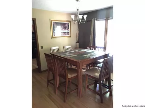 108 Exeter Ct, Springfield, IL 62704 photo 4