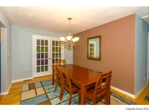 2429 Parkview Dr, Springfield, IL 62704 photo 9
