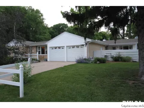 1525 Cherry Rd, Springfield, IL 62704 photo 9