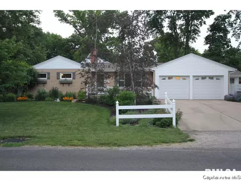 1525 Cherry Rd, Springfield, IL 62704 photo 4