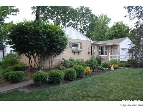 1525 Cherry Rd, Springfield, IL 62704 photo 3