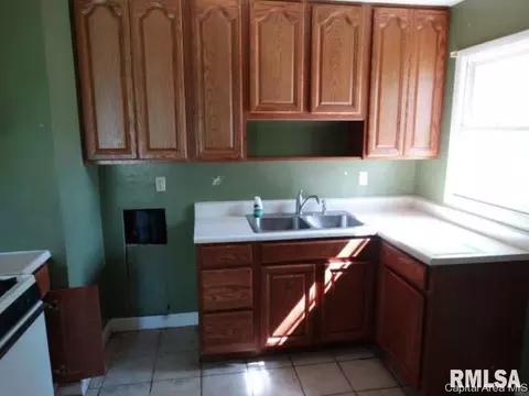 1640 N Wolfe Street St, Springfield, IL 62702 photo 7