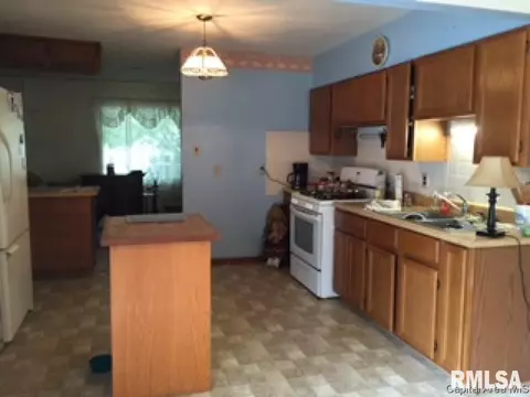 65 Lilac Ln, Springfield, IL 62702 photo 7