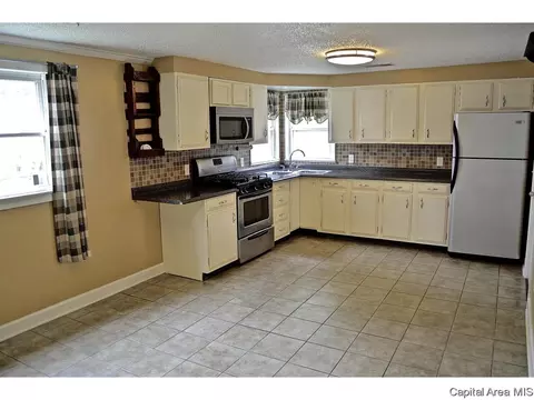 2905 Fox Brg, Springfield, IL 62703 photo 5