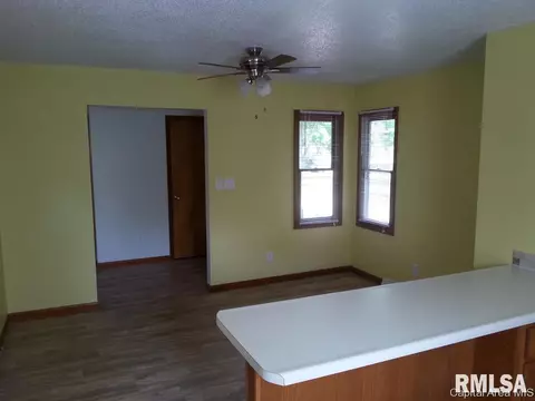 2401 Mayfair Rd, Springfield, IL 62703 photo 4