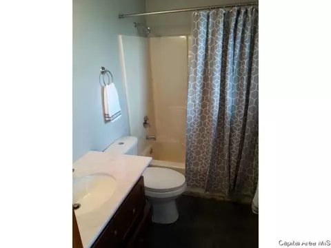 2401 Mayfair Rd, Springfield, IL 62703 photo 9