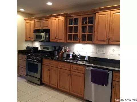 184 Archer Ave, Springfield, IL 62704 photo 3