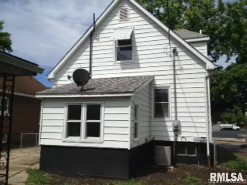 2120 S 11th, Springfield, IL 62703 photo 2