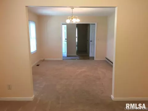 2205 W Road Dr, Springfield, IL 62711 photo 17