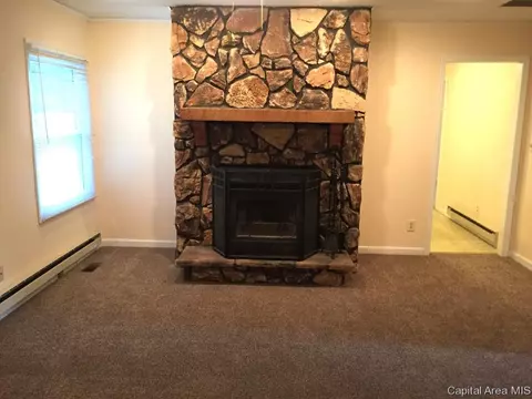 2205 W Road Dr, Springfield, IL 62711 photo 11