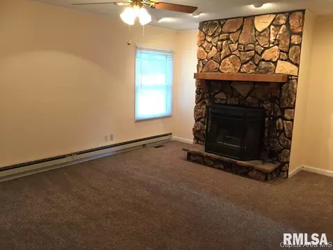 2205 W Road Dr, Springfield, IL 62711 photo 12