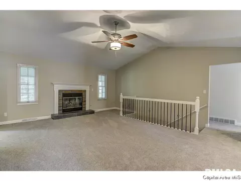8017 Wilson Ter, Springfield, IL 62712 photo 17