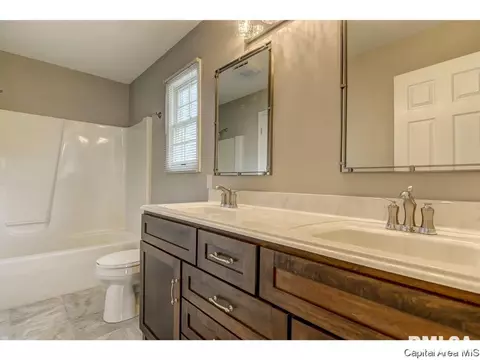 8017 Wilson Ter, Springfield, IL 62712 photo 20