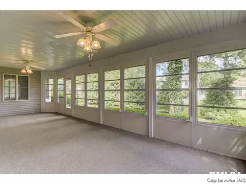 8017 Wilson Ter, Springfield, IL 62712 photo 13