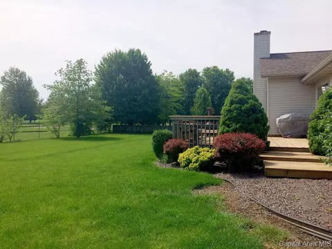 1360 Lenhart Rd, Springfield, IL 62707 photo 3