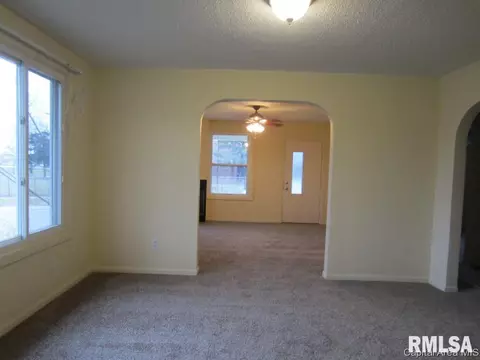 1000 E Sangamon Ave, Springfield, IL 62702 photo 4