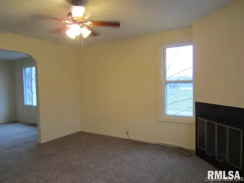 1000 E Sangamon Ave, Springfield, IL 62702 photo 2