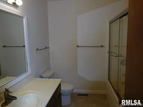 2712 Timber Pointe Dr, Springfield, IL 62702 photo 13