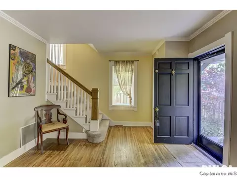 517 W Cedar St, Springfield, IL 62704 photo 7
