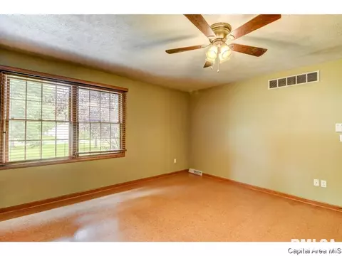 5960 N Lake Rd, Springfield, IL 62711 photo 22