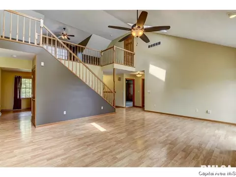 5960 N Lake Rd, Springfield, IL 62711 photo 9