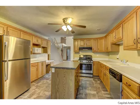 5960 N Lake Rd, Springfield, IL 62711 photo 4