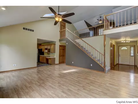 5960 N Lake Rd, Springfield, IL 62711 photo 8