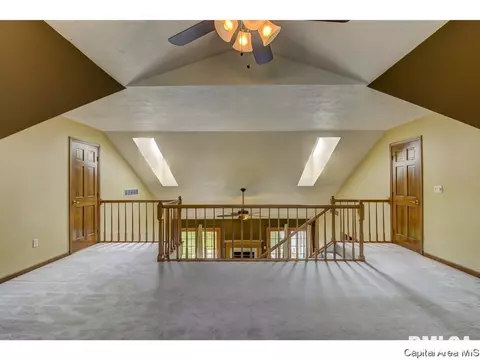 5960 N Lake Rd, Springfield, IL 62711 photo 3