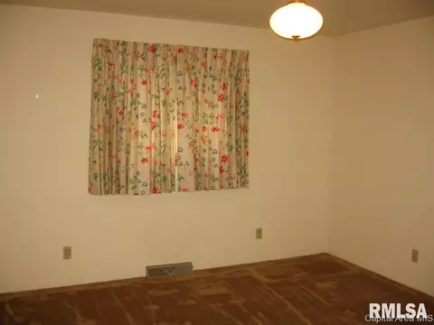 2318 Arrowhead, Springfield, IL 62702 photo 7
