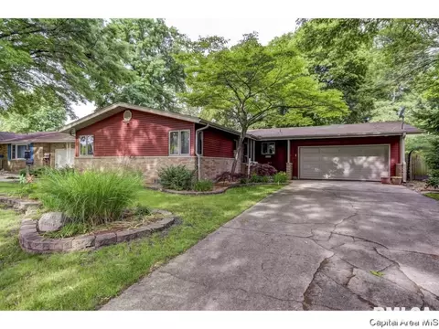 2433 Parkview, Springfield, IL 62704 photo 1