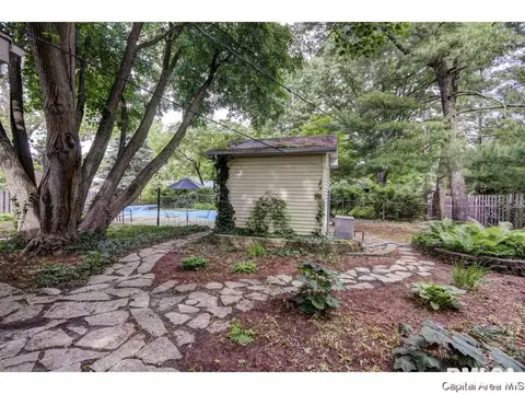 2433 Parkview, Springfield, IL 62704 photo 29