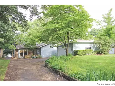 47 Fairview, Springfield, IL 62711 photo 2