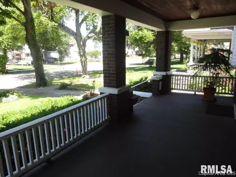 504 S Walnut St, Springfield, IL 62704 photo 27