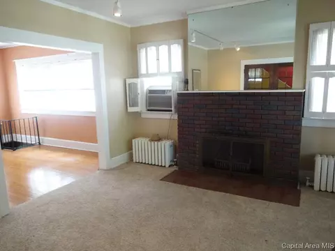 504 S Walnut St, Springfield, IL 62704 photo 8